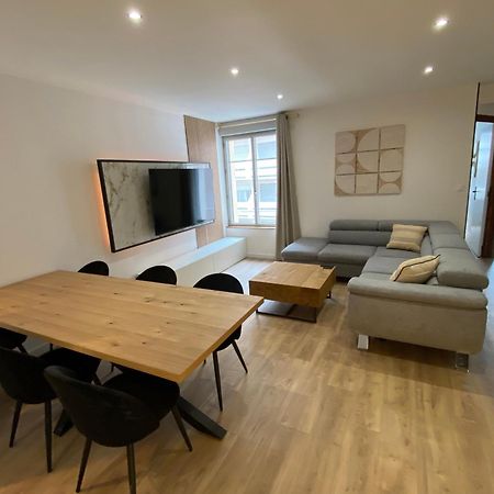 Madonna Elegance, Proche Sanctuaire, 95M2 Appartement Lourdes Buitenkant foto