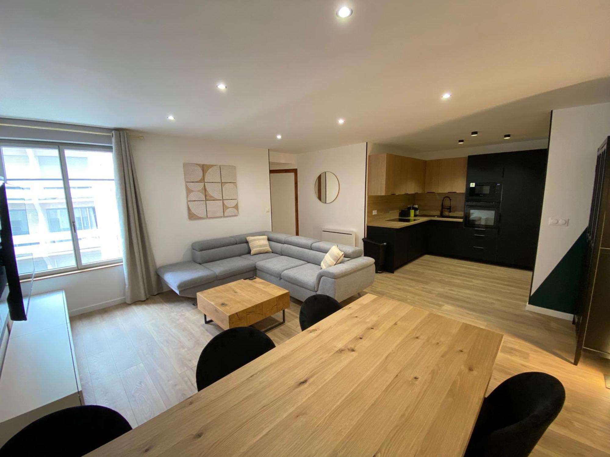 Madonna Elegance, Proche Sanctuaire, 95M2 Appartement Lourdes Buitenkant foto